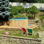 Pod Zámkem Apartamento *