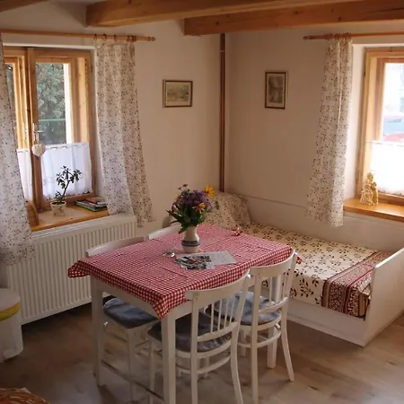 Pod Zamkem Mnichovo Hradiště