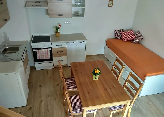 Pod Zamkem Apartman *